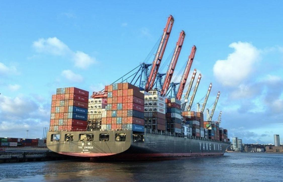 Balança comercial: exportação em forte queda gera déficit de US$ 561 milhões na 4a. semana de janeiro