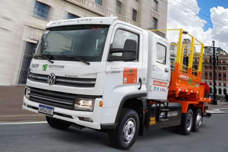 Caminhões Volkswagen e-Delivery vão atuar na limpeza pública de São Paulo