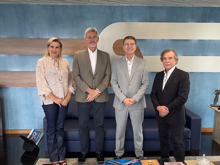 Presidentes da ANFIR e da NTC&Logística discutem fortalecimento das relações institucionais e desafios dos setores