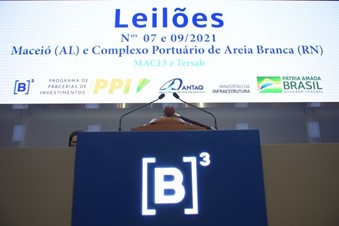 Publicação indica modernização da infraestrutura do país com combinação de recursos públicos e privados