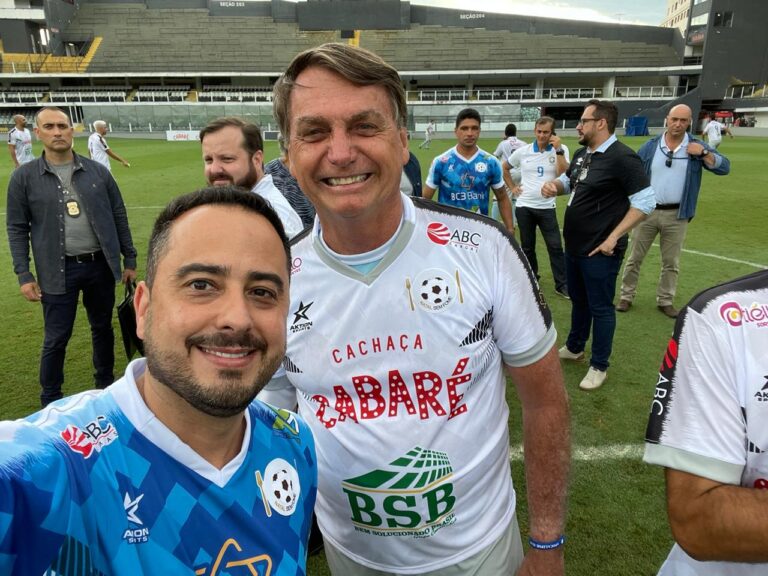 Vice-presidente extraordinário da NTC&Logística participa de jogo beneficente com presença do presidente Jair Bolsonaro