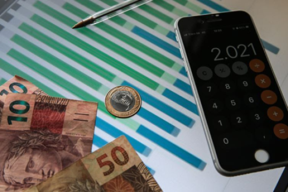 Preços da indústria sobem 1,31% em novembro, diz IBGE