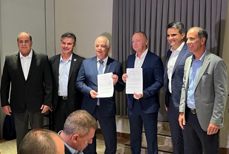 Santos integra parceria com Israel para inovação tecnológica na área portuária