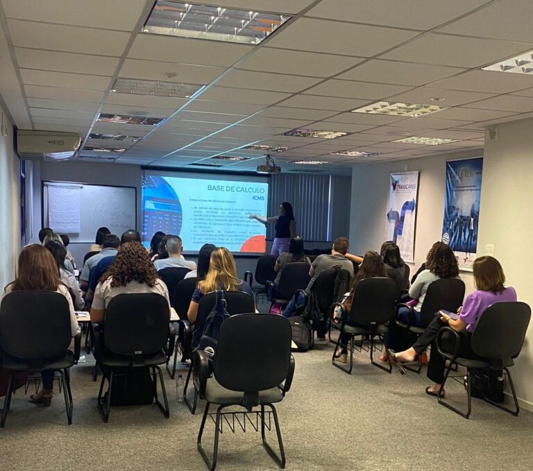 Transcares aposta em curso dedicado a operações de transporte