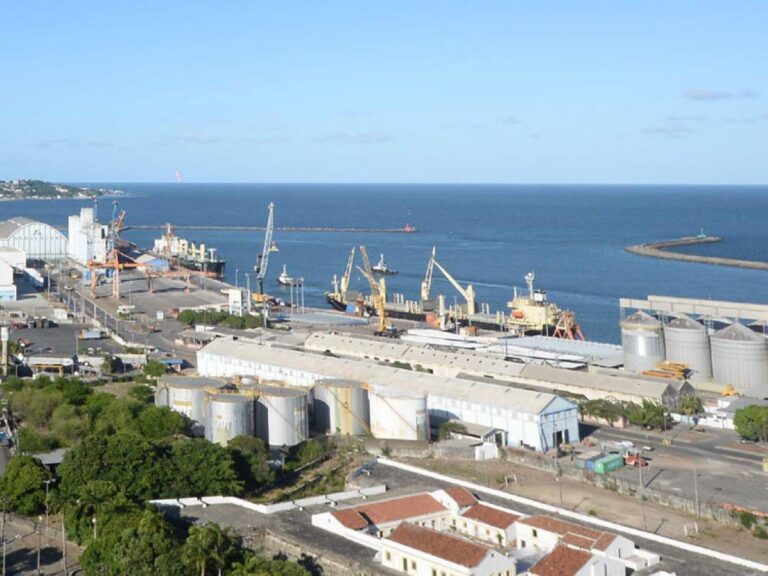 Porto do Recife firma parceria para buscar excelência e inovação