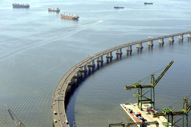 ANTT estende proibição de tráfego de produtos perigosos para a Avenida Portuária (RJ)