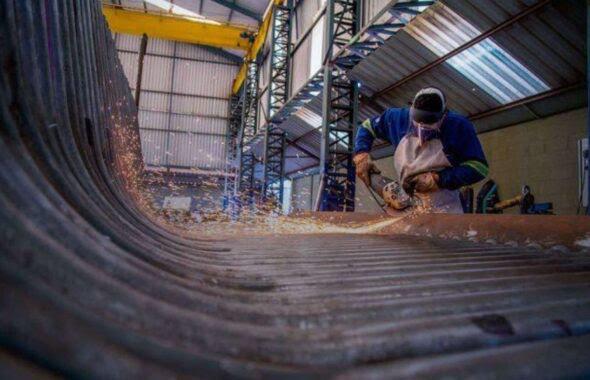 Confiança da indústria teve nova alta em junho de 2021, diz CNI