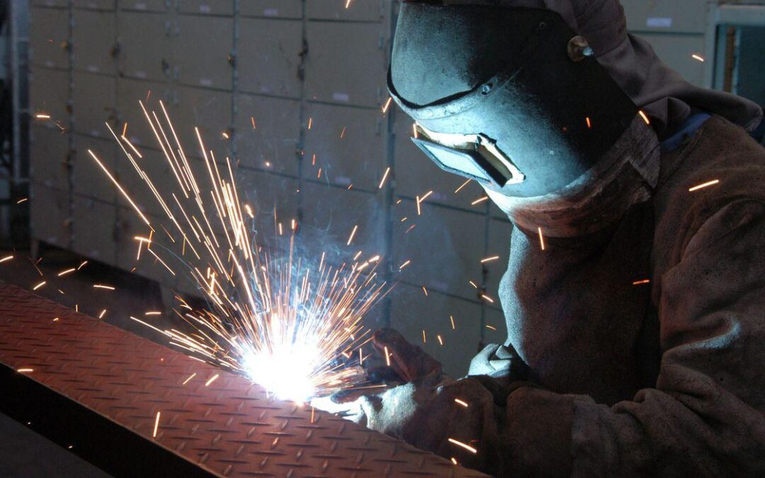 PIB cresce 9,7% no trimestre encerrado em maio, revela pesquisa da FGV