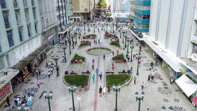 Reabertura injeta mais ânimo no comércio, mas alta nos preços preocupa