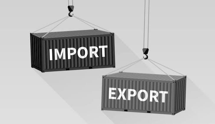 Balança comercial tem superávit de US$ 7,4 bilhões em julho