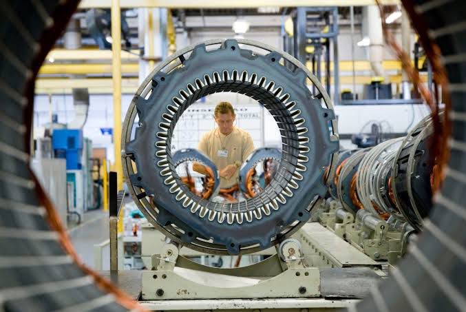 Produção industrial brasileira cresce 1,7% em julho, terceira alta seguida