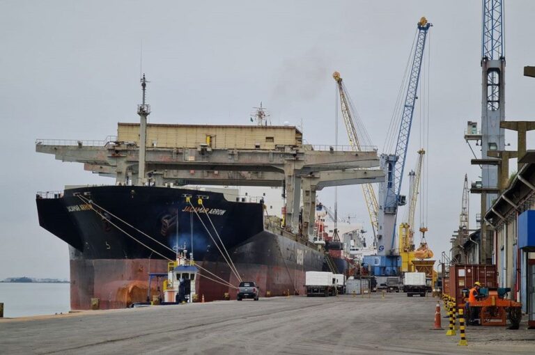 Portos de Rio Grande movimentaram 26,7 milhões de toneladas até julho