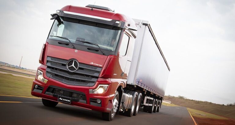 Em 65 anos, Mercedes-Benz trouxe evolução industrial e humana ao Brasil