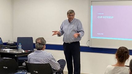 Presidente da FETCESP visita base do SINDECAR