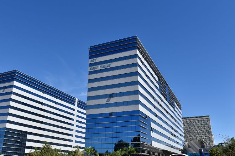 Presidente da CNT se reúne com ministro da Infraestrutura para garantir segurança do transporte