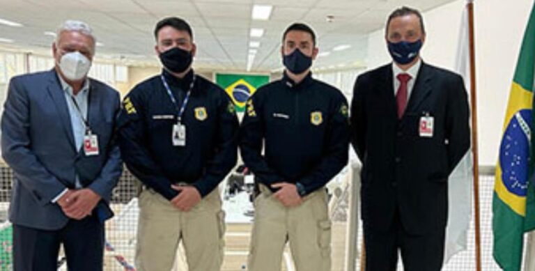 FETCEMG solicita da PRF maior fiscalização no transporte de cargas excedentes