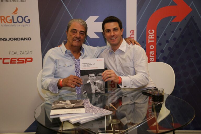 Presidente Francisco Pelucio participa do lançamento do filme “Da primeira à última milha” do SETCESP