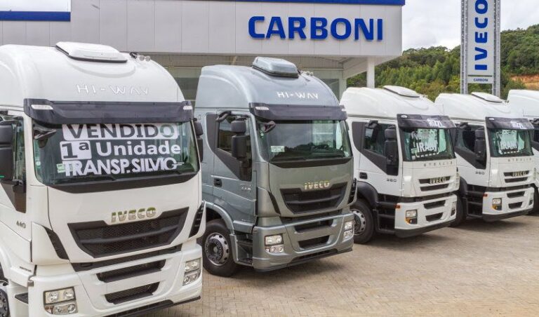 Vendas de caminhões novos fecham 2021 em quase 130 mil unidades, 42% a mais que em 2020