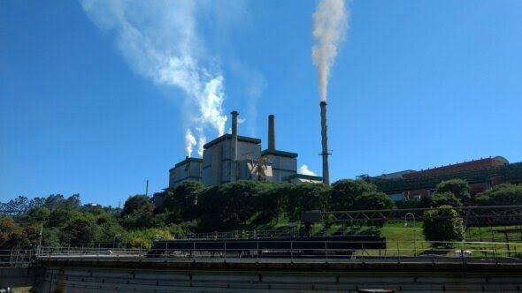 Indústria do Brasil registra a contração mais rápida desde 2020, aponta PMI