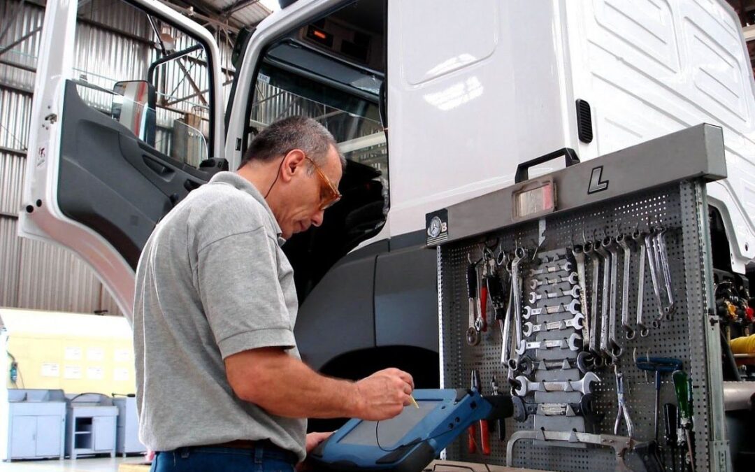 Empregos no transporte de cargas crescem 18,1% em 2021 no Brasil