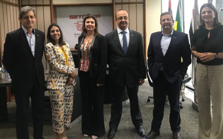 SETCESP e CNT promovem encontro entre representantes de entidades