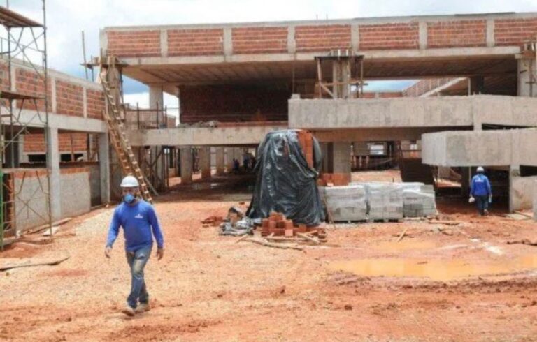 Indústria tem destaque positivo no desempenho da construção