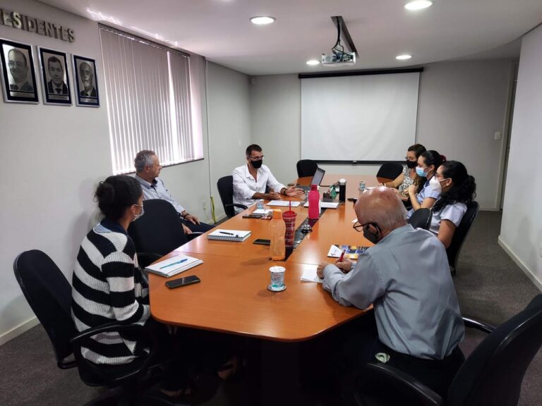 Bússola de navegação: Transcares começa o ano revisitando seu Planejamento Estratégico