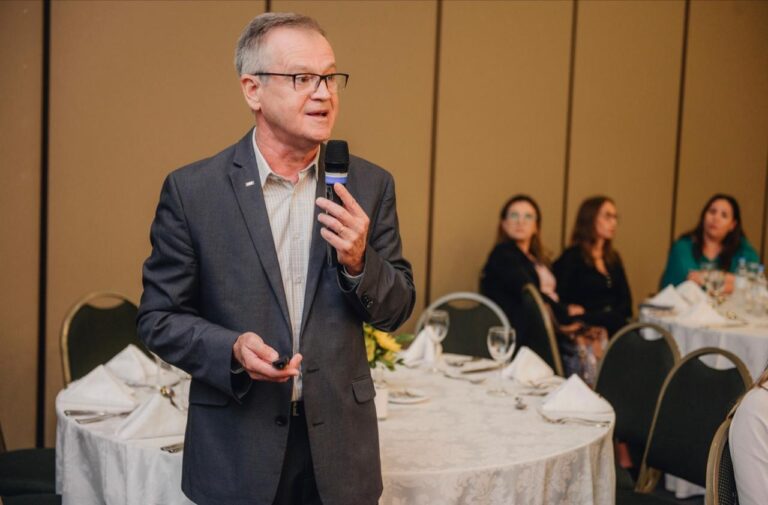 Fetrancesc participa de encontro com lideranças do transporte realizado pelo Sistema Fetransul