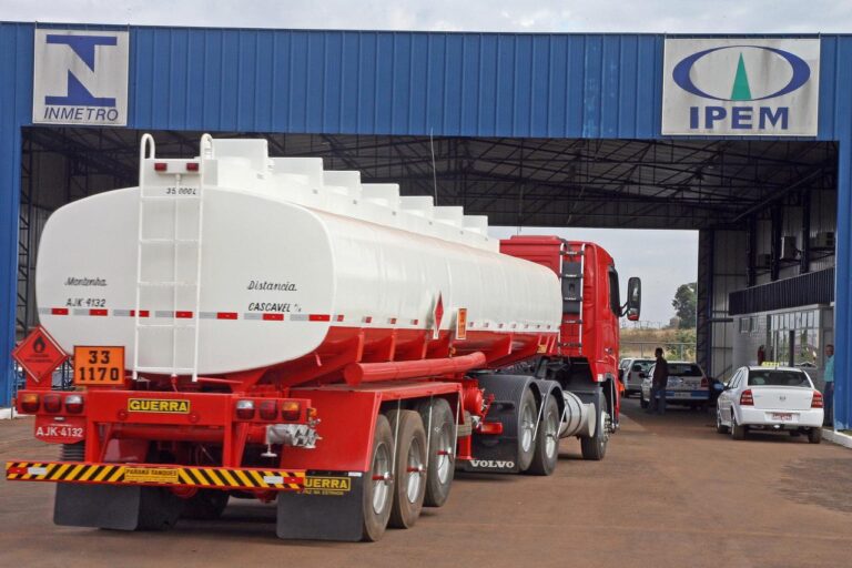 Governo cria o programa de renovação de frota de pesados