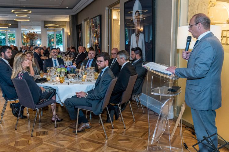 CNT defende modernização da legislação trabalhista brasileira em Genebra