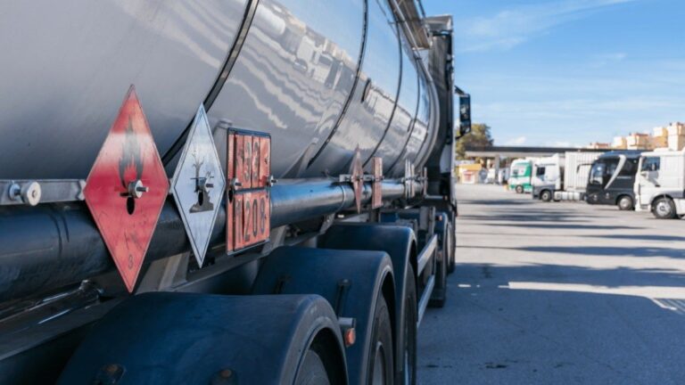 Os cuidados na gestão de álcool etílico no setor de transporte