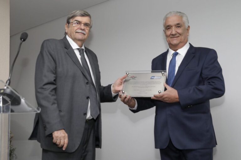 Presidente da FETCESP participa da comemoração de 30 anos do SETRANS