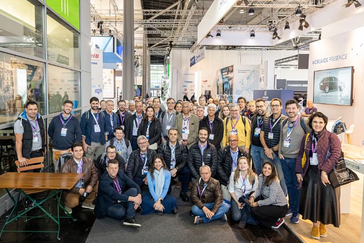 Delegação de executivos do transporte tem contato com o que há de mais tecnológico para o setor em Hanôver