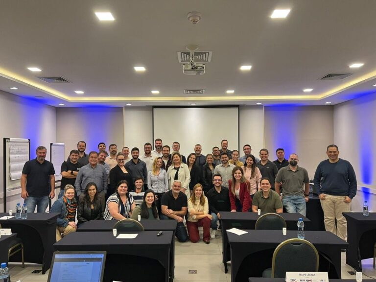 Gestão de Negócios além da sala de aula no Paraná