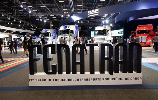 Movimento Vez & Voz participa do 1º Fórum de Mulheres da Fenatran 2022