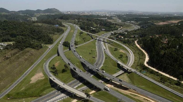 Problemas e desafios da infraestrutura brasileira de transportes
