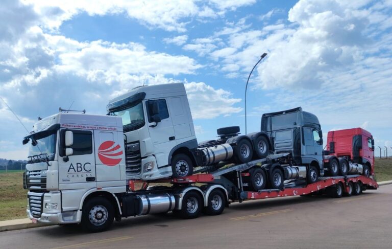 Crescente movimentação de serviços sobre máquinas-equipamentos anima as empresas de transporte de cargas