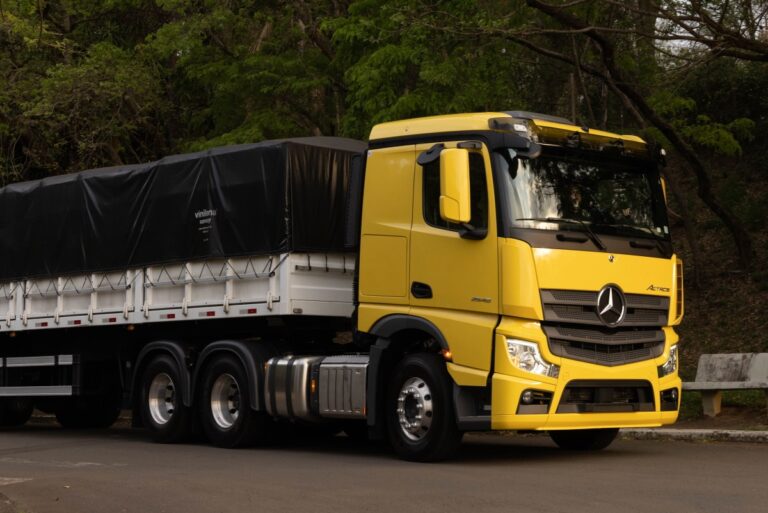 Mercedes-Benz Axor e Actros tem condições especiais de financiamento no início de 2023