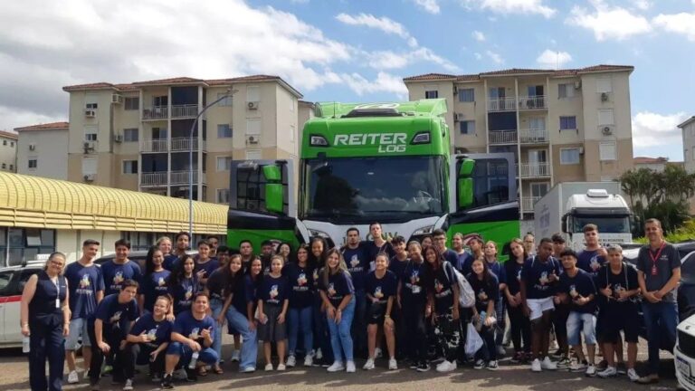 FETRANSUL realização ação com o projeto Motorista de Futuro em Porto Alegre