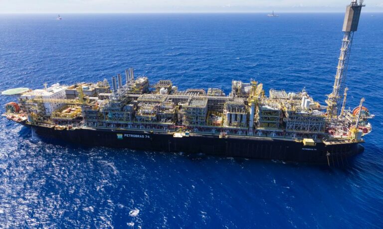 Petróleo e gás natural batem recordes de produção em 2022