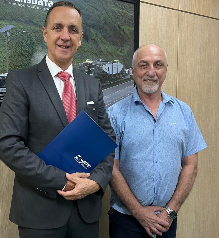 NTC&Logística participa de reunião com o DNIT