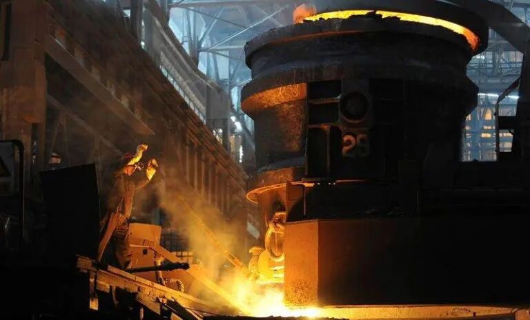 Faturamento da indústria cresce 1% em junho, diz CNI