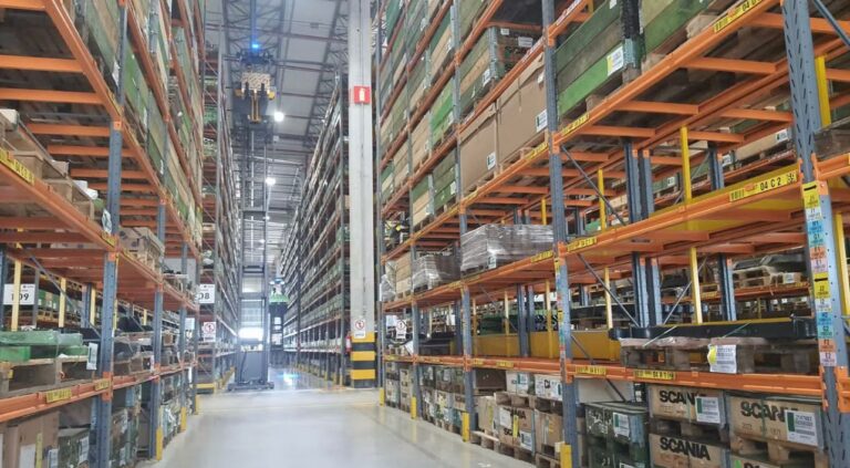 Scania investe mais de R$ 65 milhões em expansão do Centro Logístico de Peças, impulsionando sua presença nos mercados