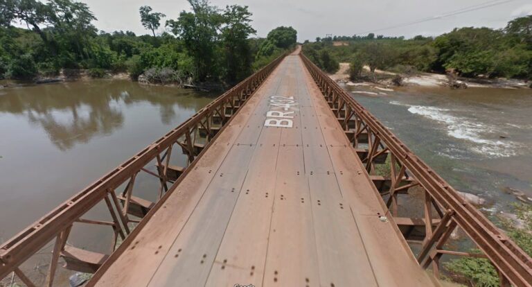 DNIT bloqueia tráfego de veículos pesados em ponte da BR-432/RR