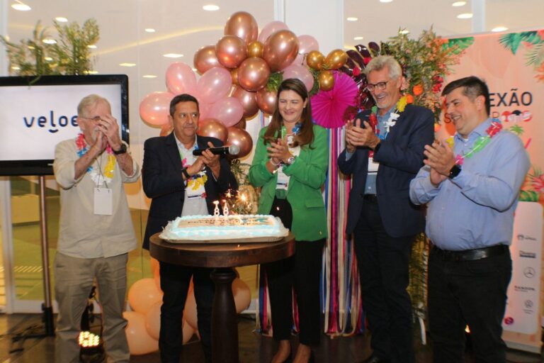 Presidente Eduardo Rebuzzi e o ex-presidente Geraldo Vianna participam do Conexão SETCESP