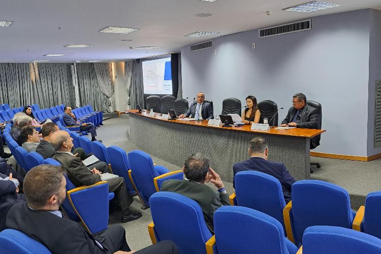Sistema Transporte exibe resultados de 2023 em reunião ordinária do Conselho