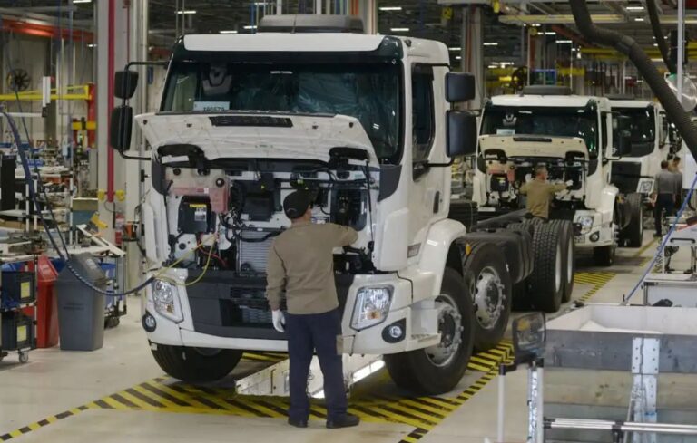 Produção de caminhões cresce quase 20% no primeiro trimestre