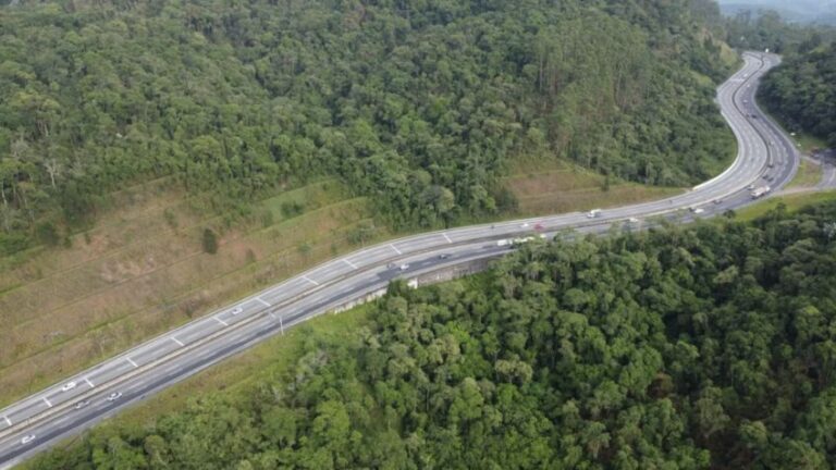 Concessão de rodovias no litoral de SP criará 24.000 empregos
