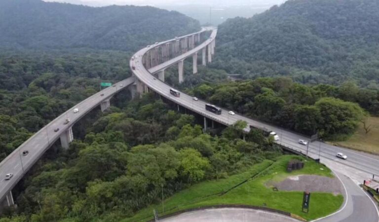 Sistema Anchieta-Imigrantes pode ganhar terceira pista entre a capital e o litoral de São Paulo