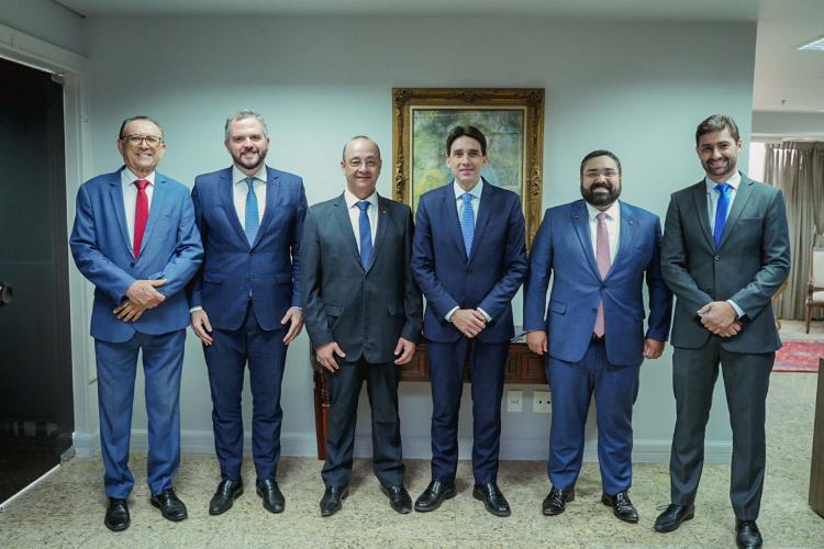 CNT debate programa de concessões em encontro com ministro de Portos e Aeroportos